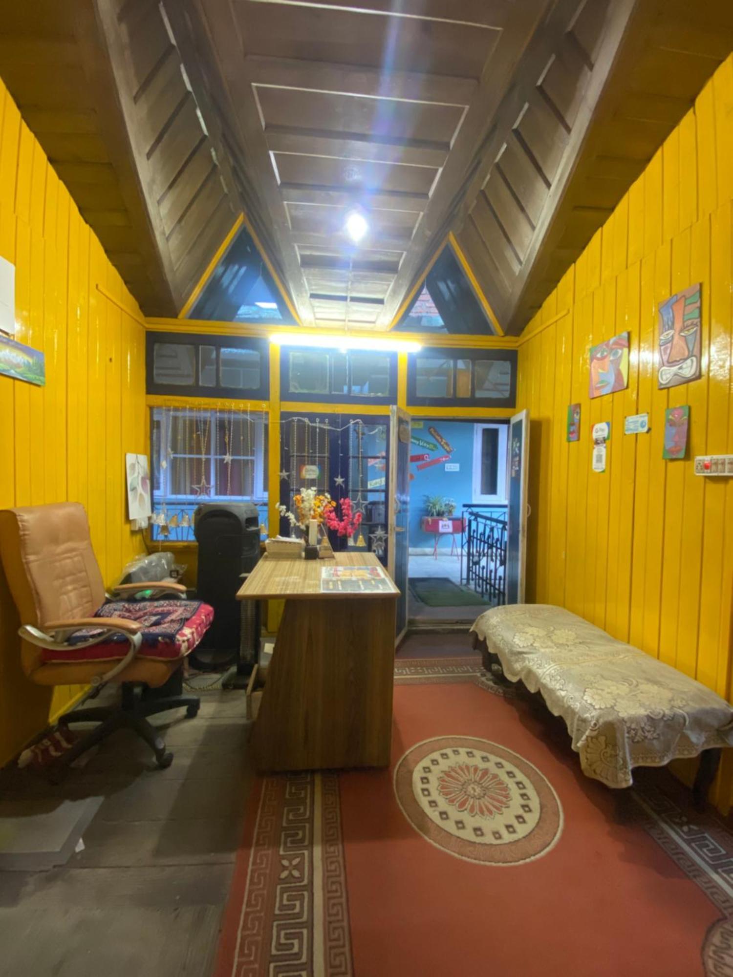 The Prasher Lodge Mall Road Manali Exteriér fotografie